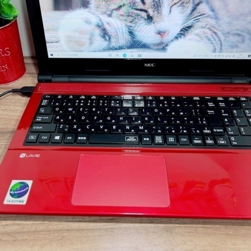 998.初心者様大歓迎♡オシャレREDのカメラ付きノートパソコン