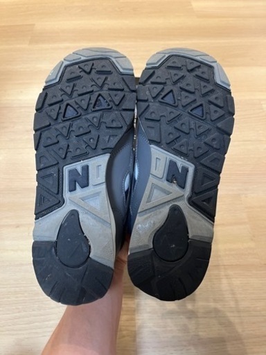 ニューバランス　CM1600  27.5cm