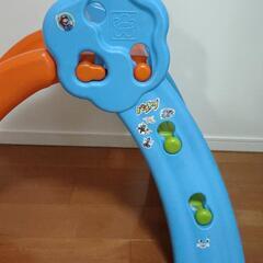 子ども用すべり台の画像