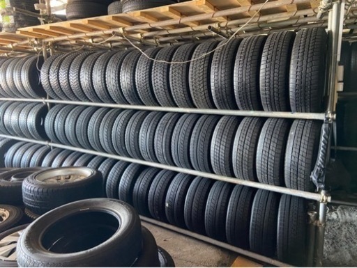 225/65/17 スタッドレス4本タイヤ+交換、アマントレーディング株式会社(大府店、桑名店)