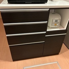 ニトリのキッチンボードの画像