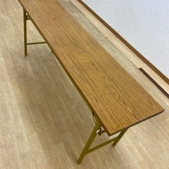 折畳み長机の画像