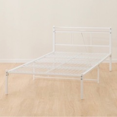 ニトリ　シングルパイプベット　ホワイトの画像