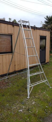 園芸用　三脚　８尺