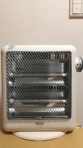電気ストーブ内部清掃済み、まだまだ使えると思います。