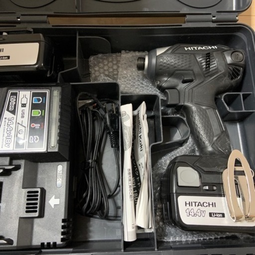 日立　インパクトドライバー