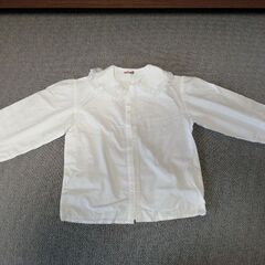 在校生の入学式参加に　女児ブラウス　140cm　中古