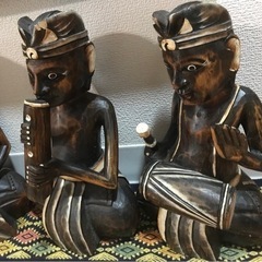 バリ島木彫り（楽器演奏）の画像
