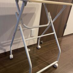 【無料】折りたたみミニテーブルの画像