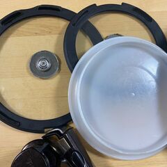 ティファール取手の取れる鍋セットの画像