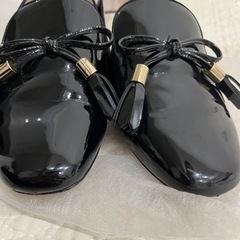 ZARA タッセルローファー ブラック 24センチの画像