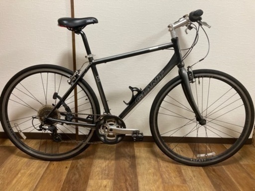 GIANT ジャイアント ESCAPE R3 SHIMANOグリップシフト クロスバイク 通勤・通学、街乗り