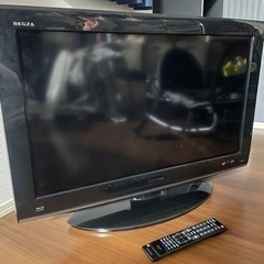 32型　テレビ　DVD内蔵型　【取引者決定】