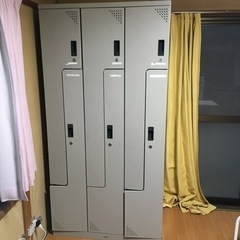 終了　6人用用ロッカー