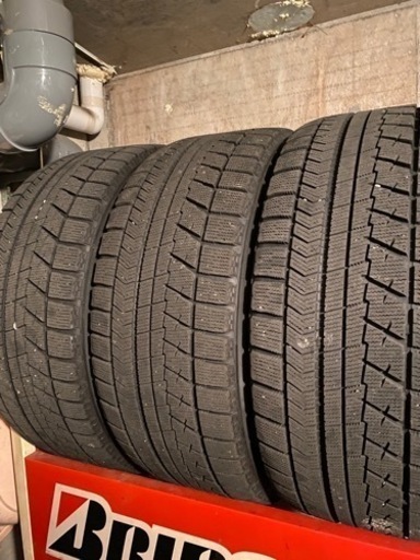 255/40R19ブリザックVRXタイヤ4本セット