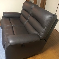 決まりました⭐︎2人用電動本革リクライニングソファの画像