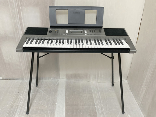 美品・7872】YAMAHA/ヤマハ 電子キーボード PSR-E353 61鍵 脚付き 2016年製を直接引き取りに来て頂ける方に、10,000円でお譲りいたします。