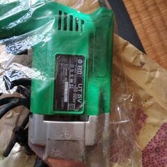 タッパ　日立　UT-5V