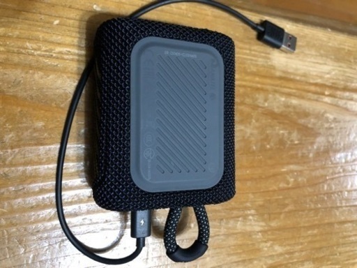 JBL スピーカー　GO3