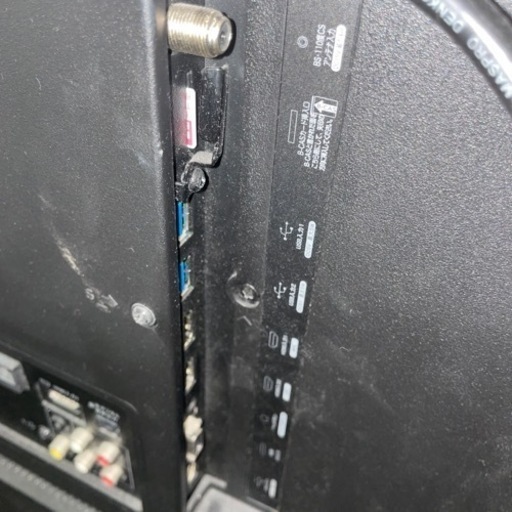 HJ50K323U ハイセンス　50インチテレビ　テレビ台付