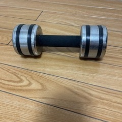 ダンベル5キロ