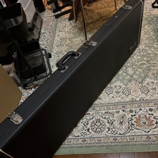 フェンダー　ベースハードケース 12/7まで