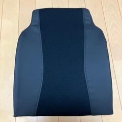 車用　座席シート　背部　黒　クッション