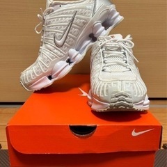 Nike Shox TL ホワイトメタリックシルバー