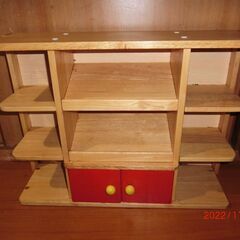 子ども用の収納たな