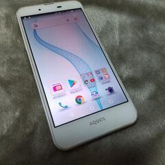 SHARP AQUOS SH-L02 SIMフリースマホ UQモバイル