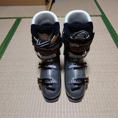 スキーブーツ 1度使用のみ
