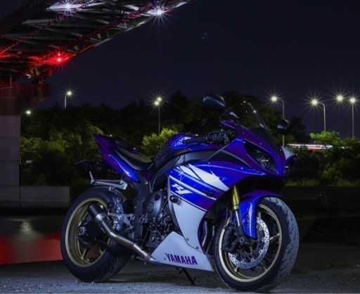 YZF-R1 2010年式 (カスタム多数)