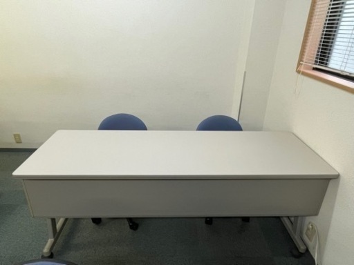 折りたたみ机とオフィスチェア【決まりました】