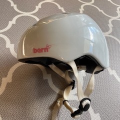 bern  子供用ヘルメット　白　ライナー付　XS サイズ