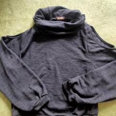 肩出しタートルネック★Mの画像