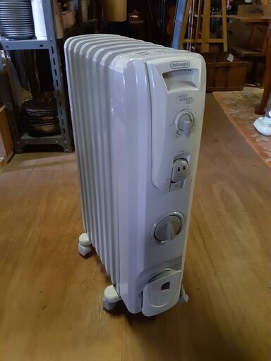 DeLonghi デロンギ オイルヒーター R730812TF　/MJ-0075 2F