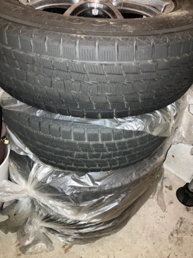 スタッドレス4本 225/65R17 エクストレイル
