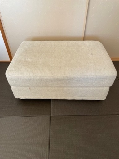 三人掛けソファ＋1人専用イス