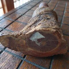 (決定)木彫りの像の画像