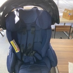 美品アップリカISOFX専用ベット型回転式チャイルドシートフラディアグロウアISOFIX