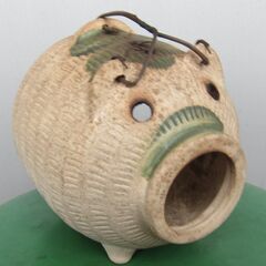 （J-111)　豚の蚊取り線香入れ*引取り限定(加古川市　鶴林寺前）