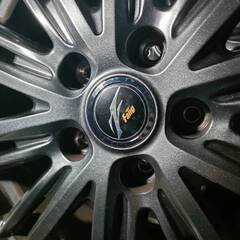 スタッドレスタイヤ付きホイール　205/60 R16 Fang 4本セット＋ナット10個の画像
