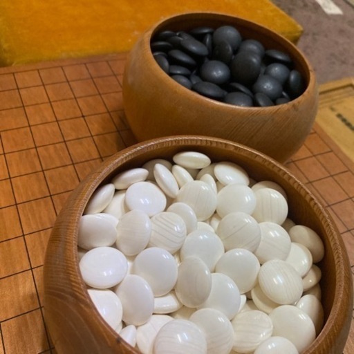 囲碁盤 セール中 値下げ 木製囲碁盤 （値下げOK） 木製囲碁盤 （値下げ