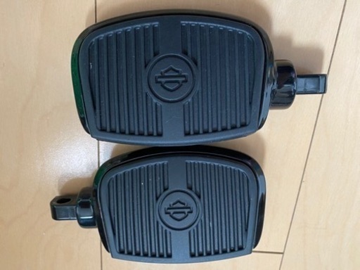 ハーレー純正フットペグ　スモール3インチ　グロスブラック