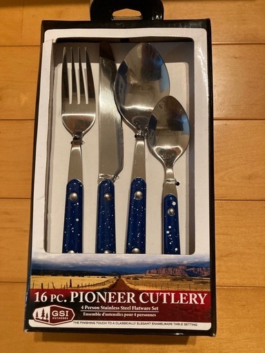 新品　未使用　50%off Gsiパイオニアテーブルセット +カトラリーセット