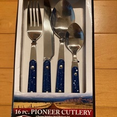 新品　未使用　50%off Gsiパイオニアテーブルセット +カトラリーセットの画像