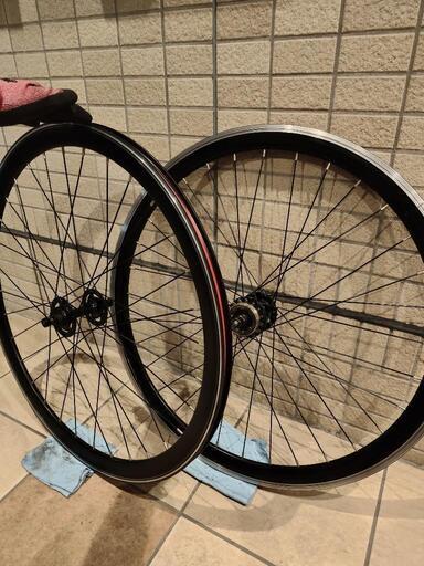 ピスト　700Cホイール　前後　コグ付き