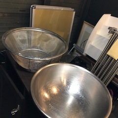 【引き取りの方限定】寸胴、てぼ固定金具、ザル、ボウルの画像
