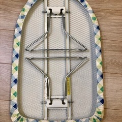 【差し上げます】アイロン台の画像