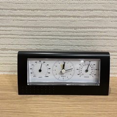 温湿度計付きクロックの画像